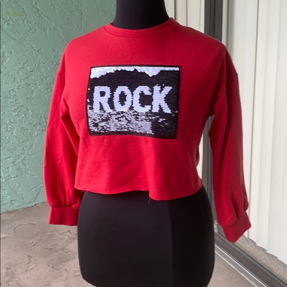 Clothes - Picture 2 of 3